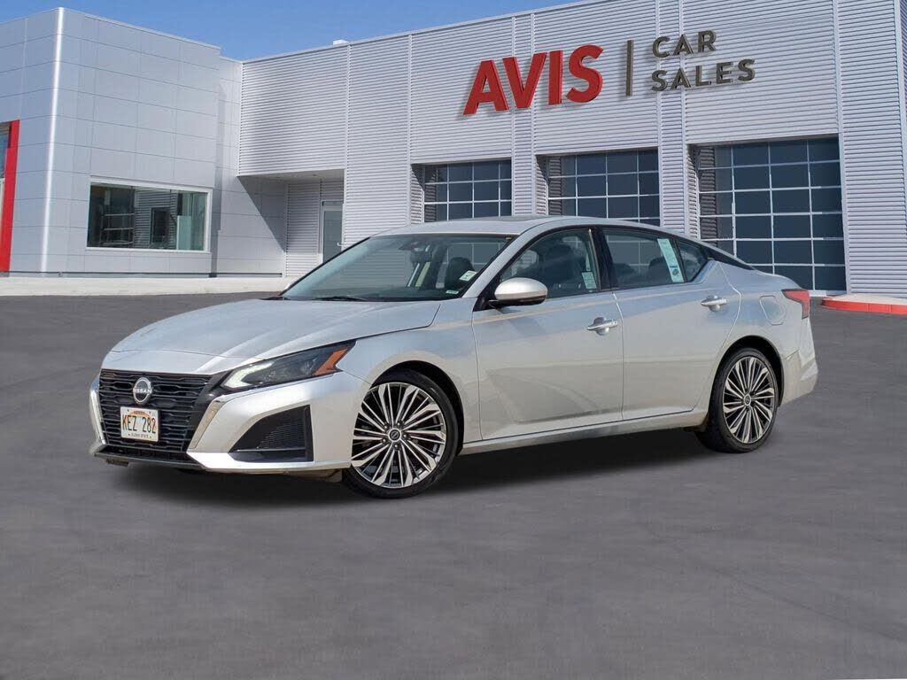2023 NISSAN Altima