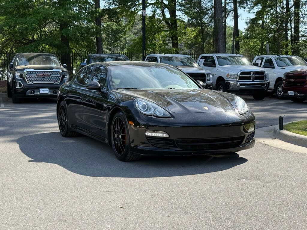 2012 PORSCHE Panamera