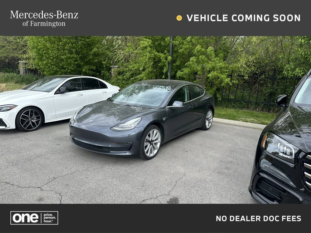 2018 TESLA Model 3