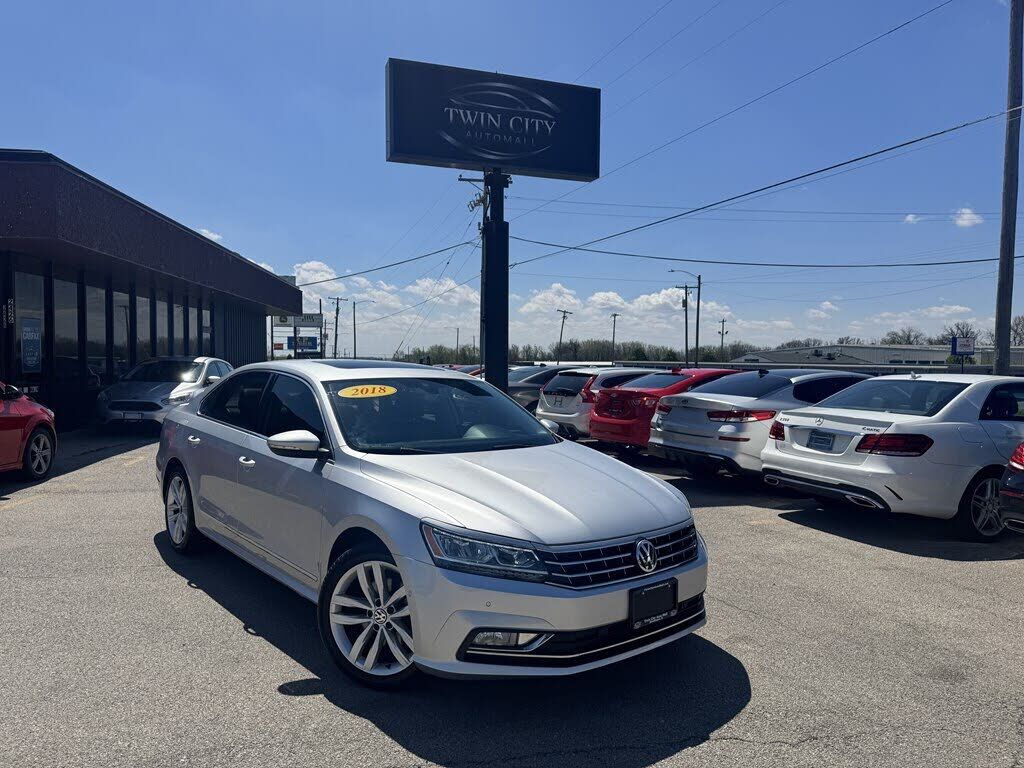 2018 VOLKSWAGEN Passat