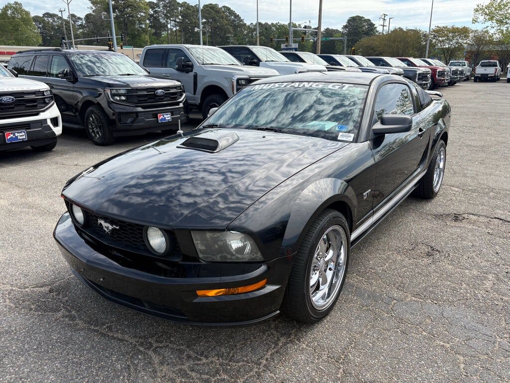 2005 FORD Mustang