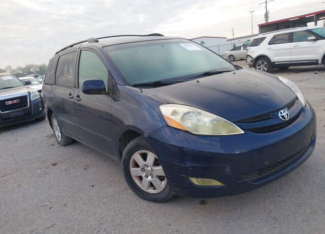 2006 TOYOTA Sienna