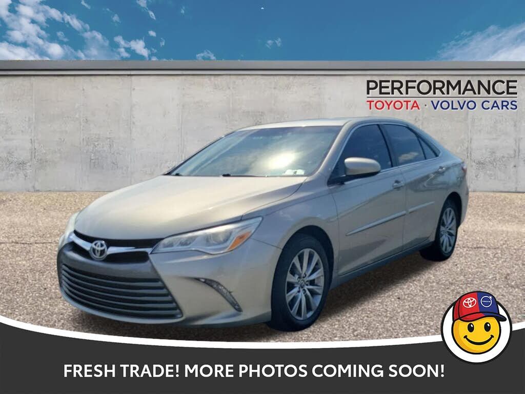 2017 TOYOTA Camry