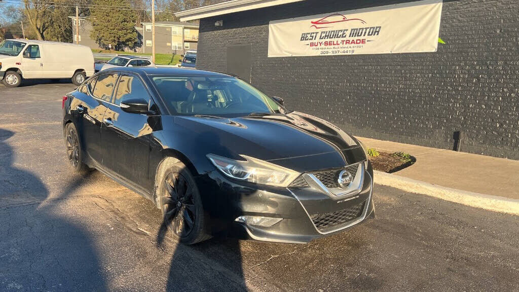 2017 NISSAN Maxima