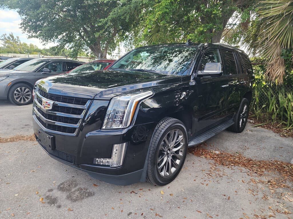 2020 CADILLAC Escalade