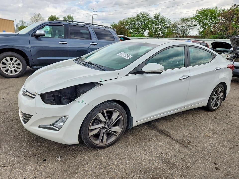 2016 HYUNDAI Elantra