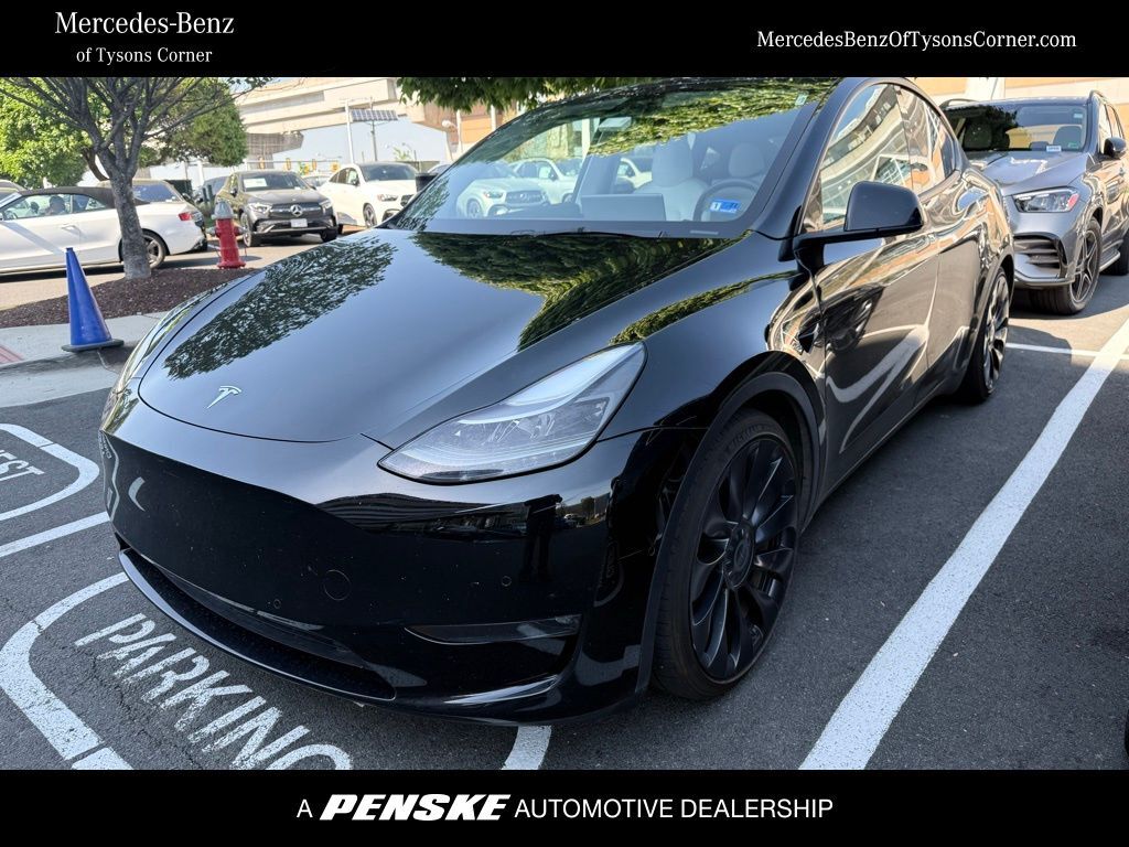 2022 TESLA Model Y