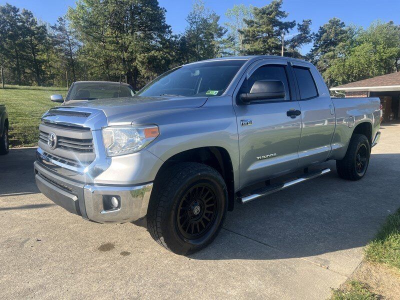 2014 TOYOTA Tundra