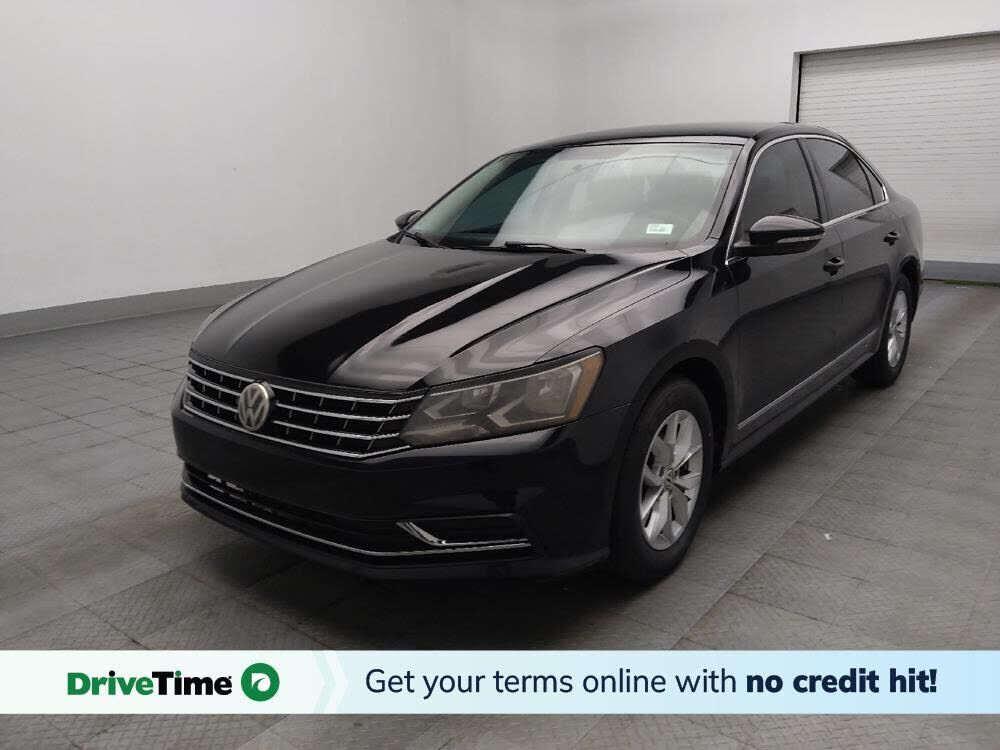 2017 VOLKSWAGEN Passat