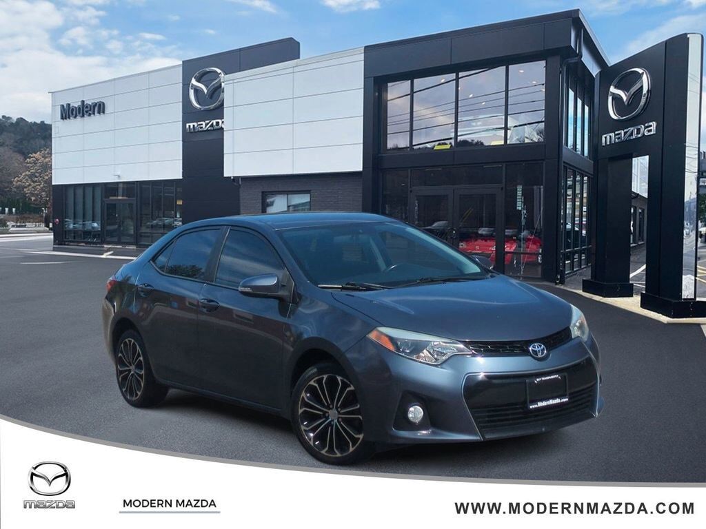 2016 TOYOTA Corolla