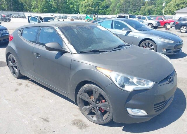 2016 HYUNDAI Veloster