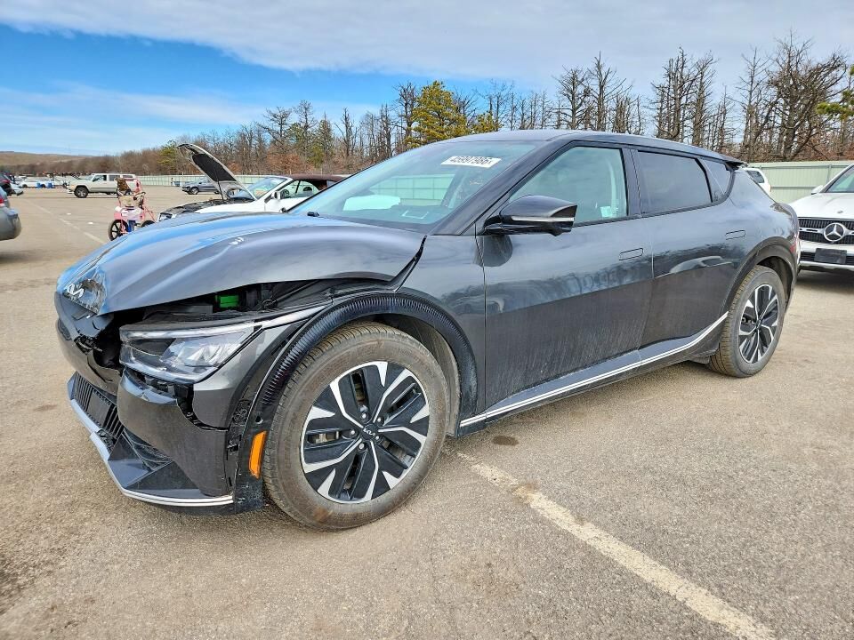 2022 KIA EV6