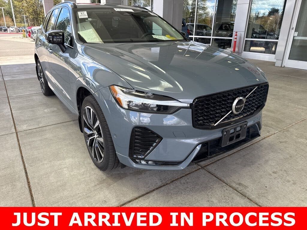 2023 VOLVO XC60