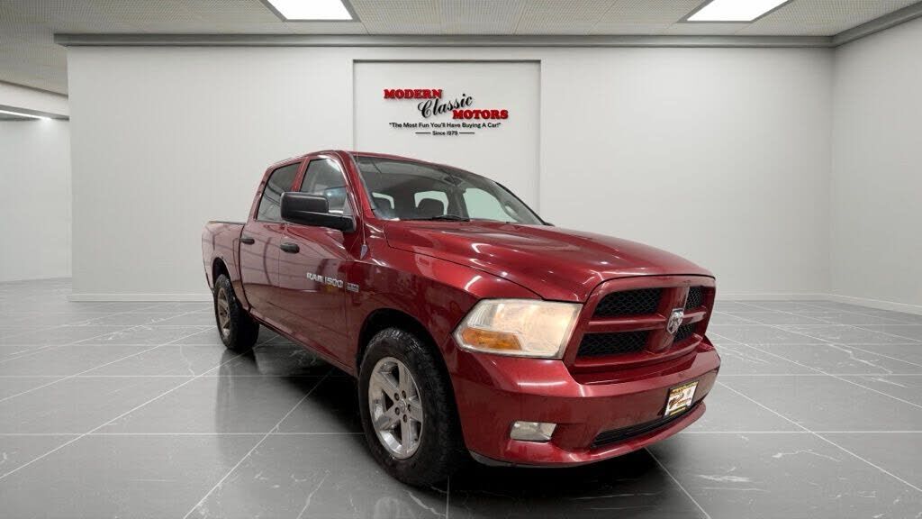 2012 DODGE Ram