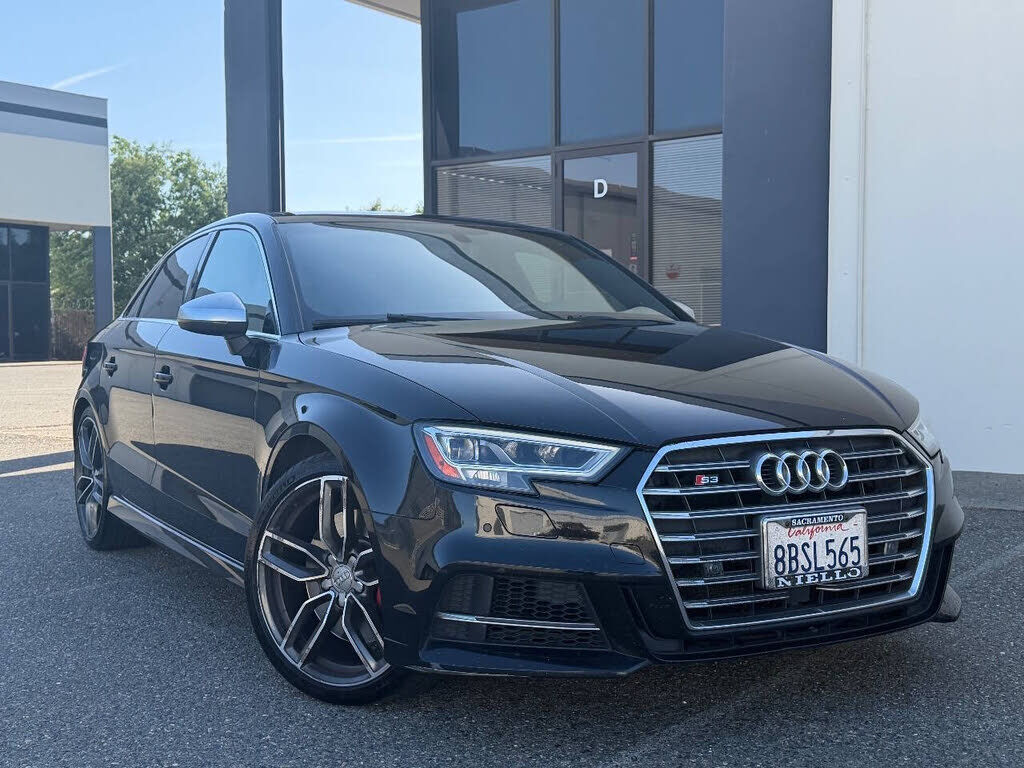 2018 AUDI S3