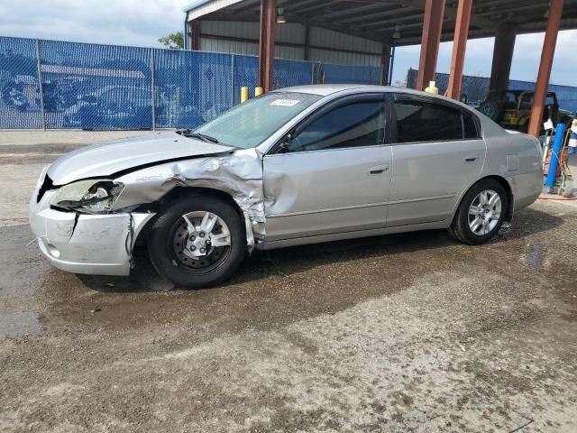 2005 NISSAN Altima