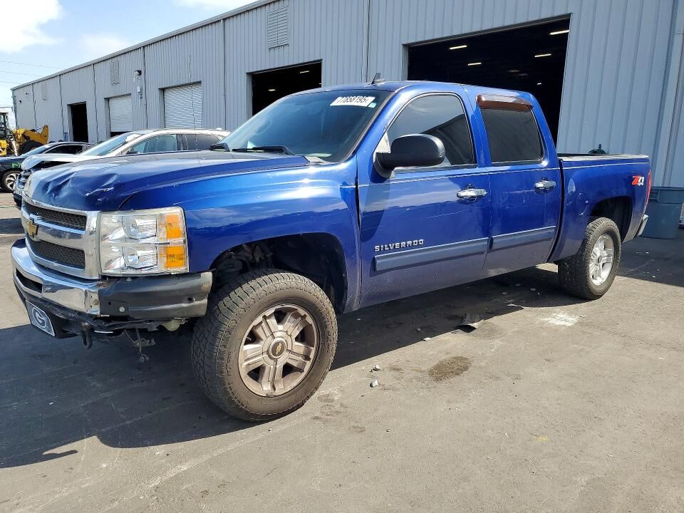 2013 CHEVROLET Silverado