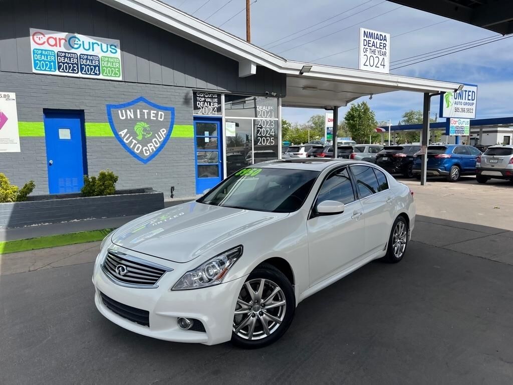 2013 INFINITI G37