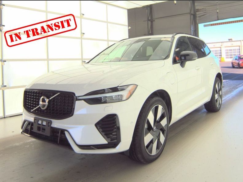 2024 VOLVO XC60