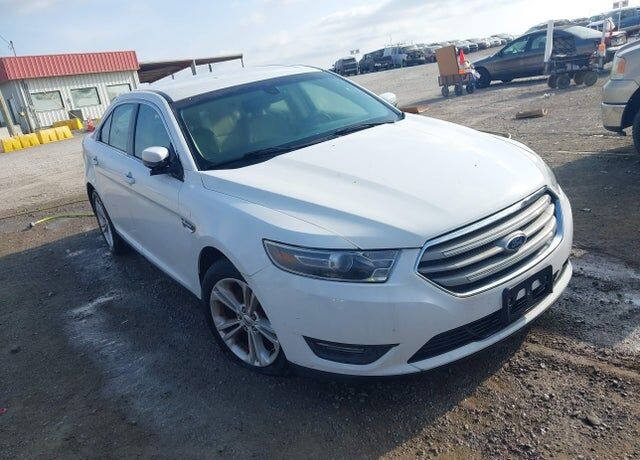 2015 FORD Taurus