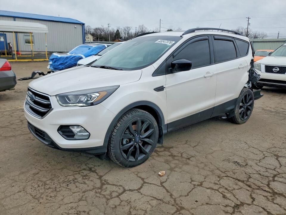 2018 FORD Escape