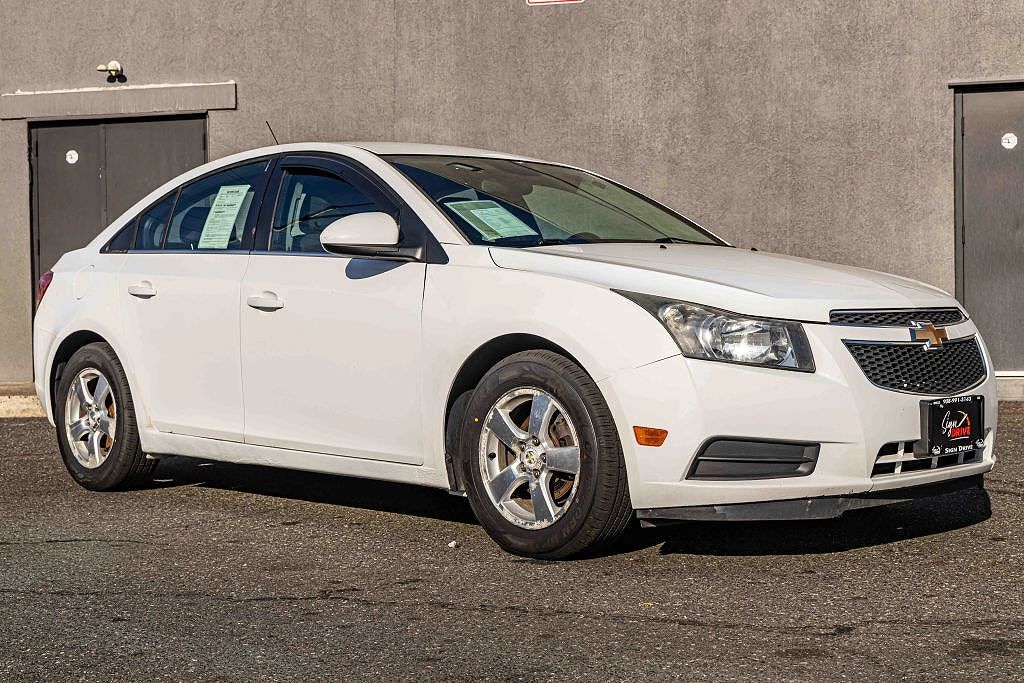 2014 CHEVROLET Cruze