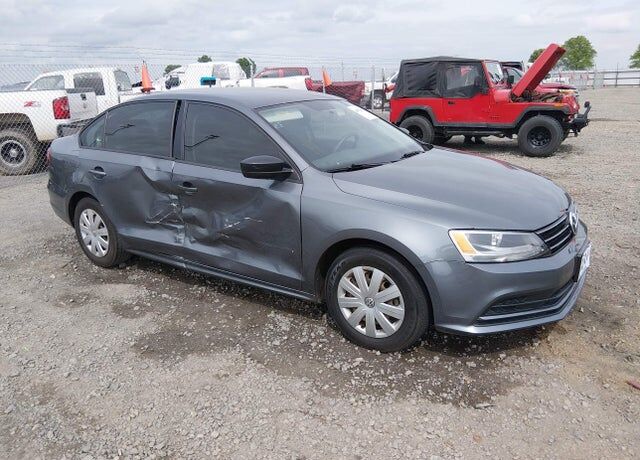 2016 VOLKSWAGEN Jetta