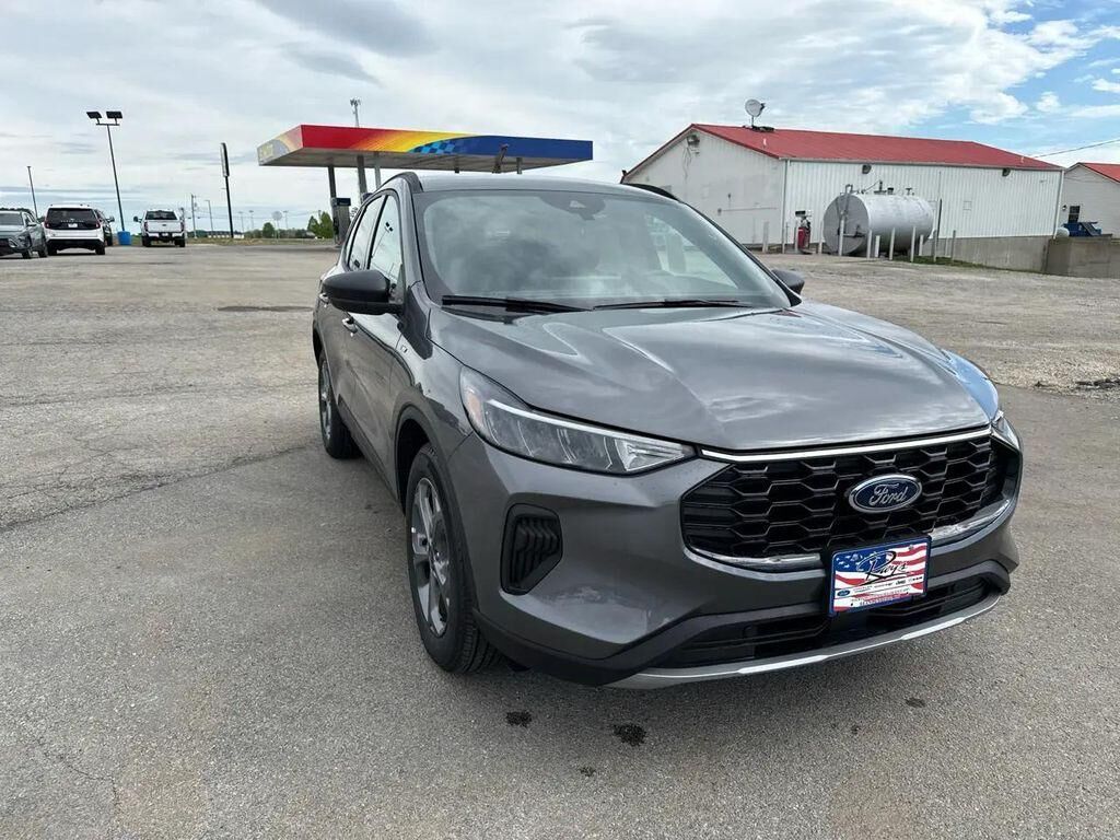 2026 FORD Escape