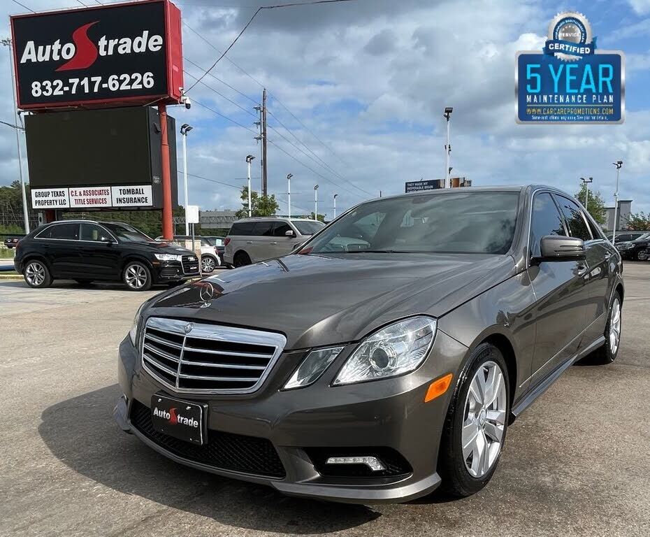 2011 MERCEDES-BENZ E-Class