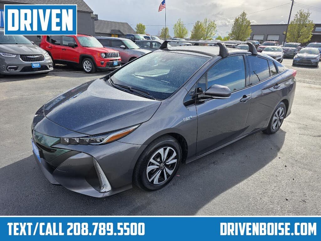 2018 TOYOTA Prius