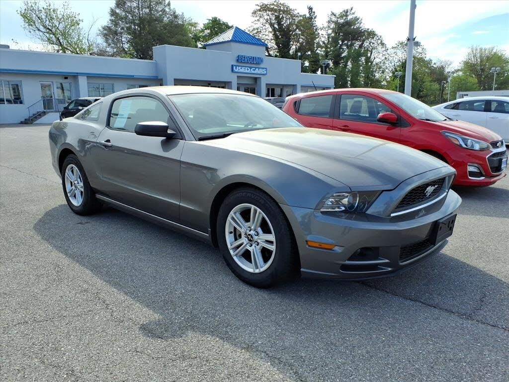 2013 FORD Mustang