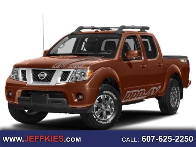 2015 NISSAN Frontier