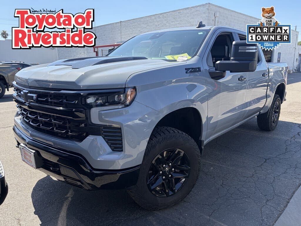 2024 CHEVROLET Silverado