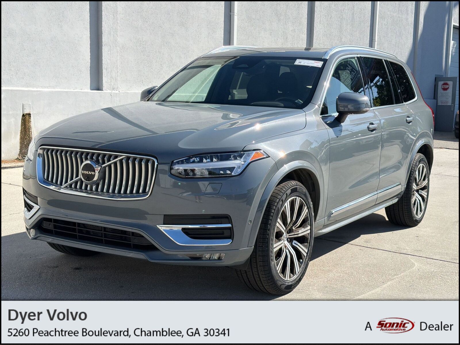 2023 VOLVO XC90