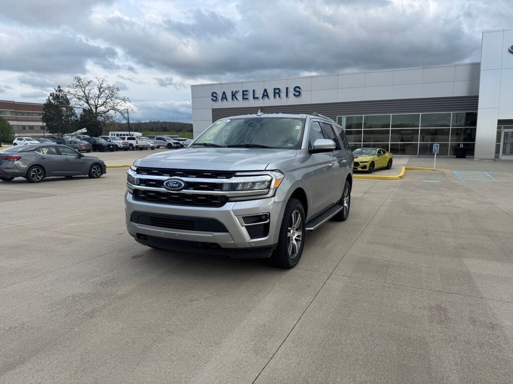 2023 FORD Expedition