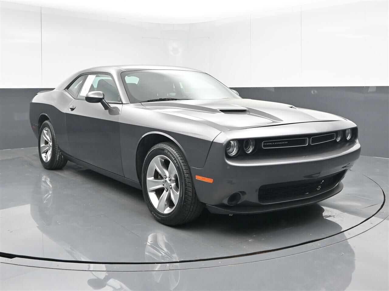 2021 DODGE Challenger