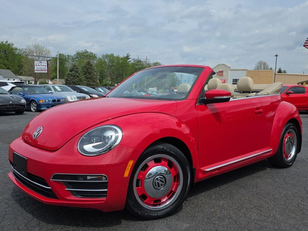 2018 VOLKSWAGEN Beetle