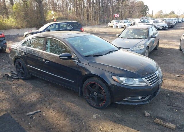 2013 VOLKSWAGEN Passat