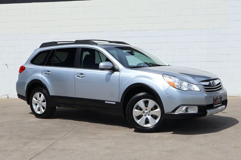 2012 SUBARU Outback