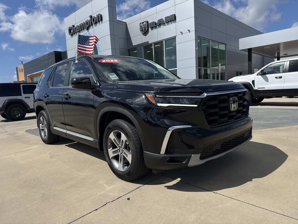 2025 HONDA Pilot
