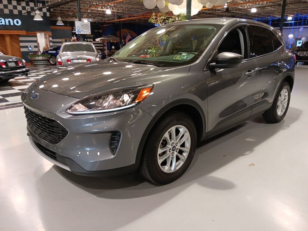 2022 FORD Escape
