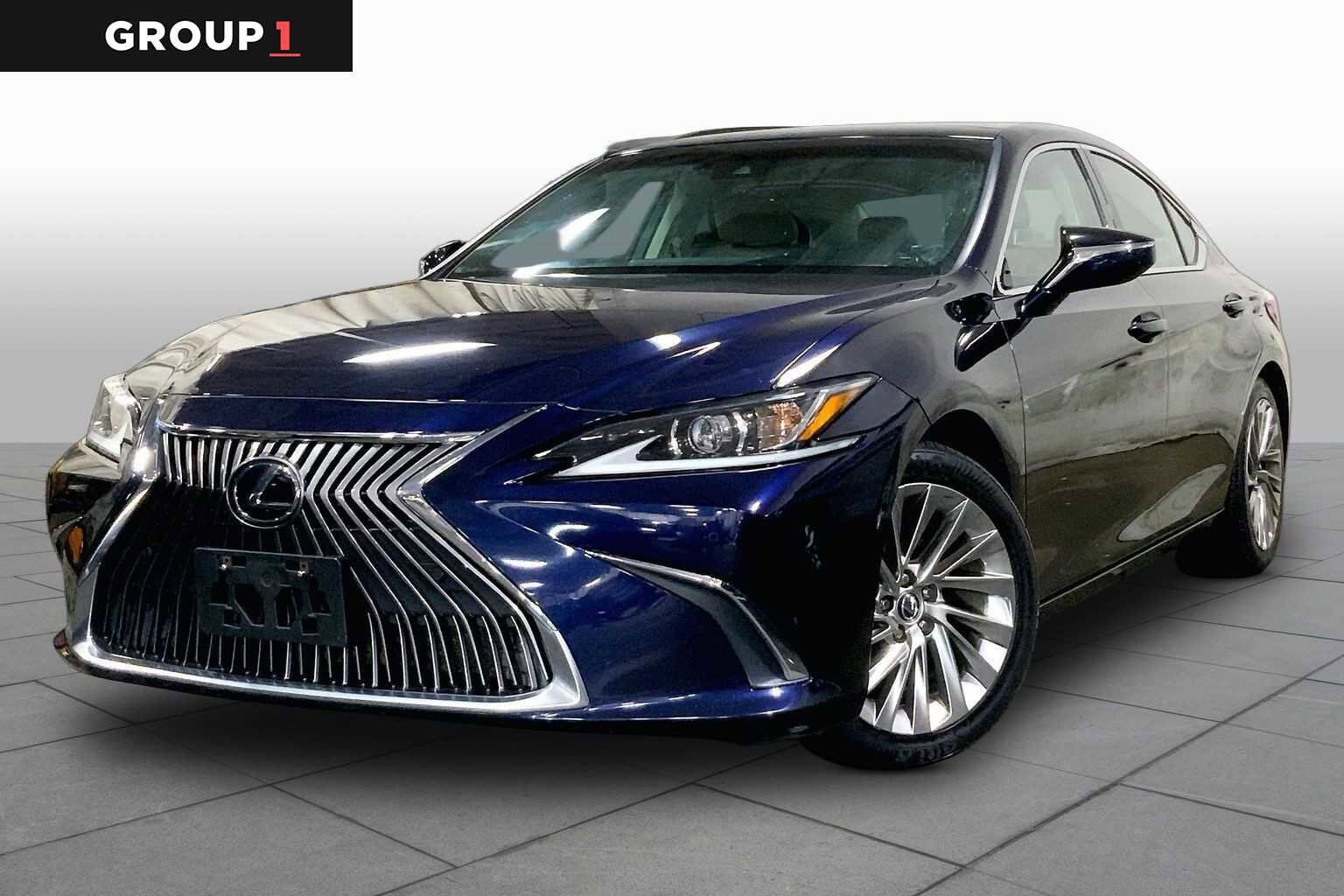 2019 LEXUS ES