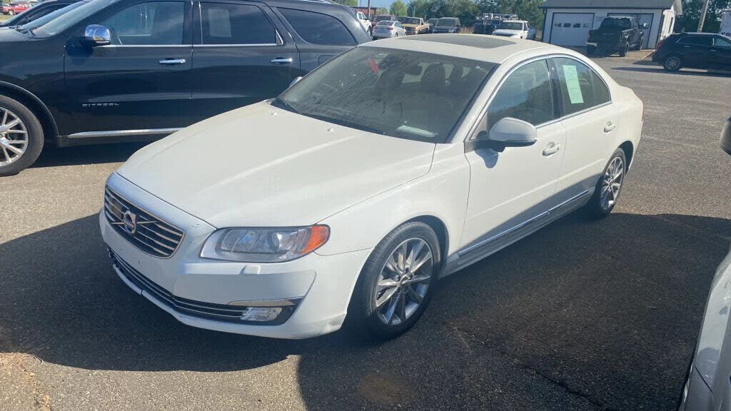 2016 VOLVO S80