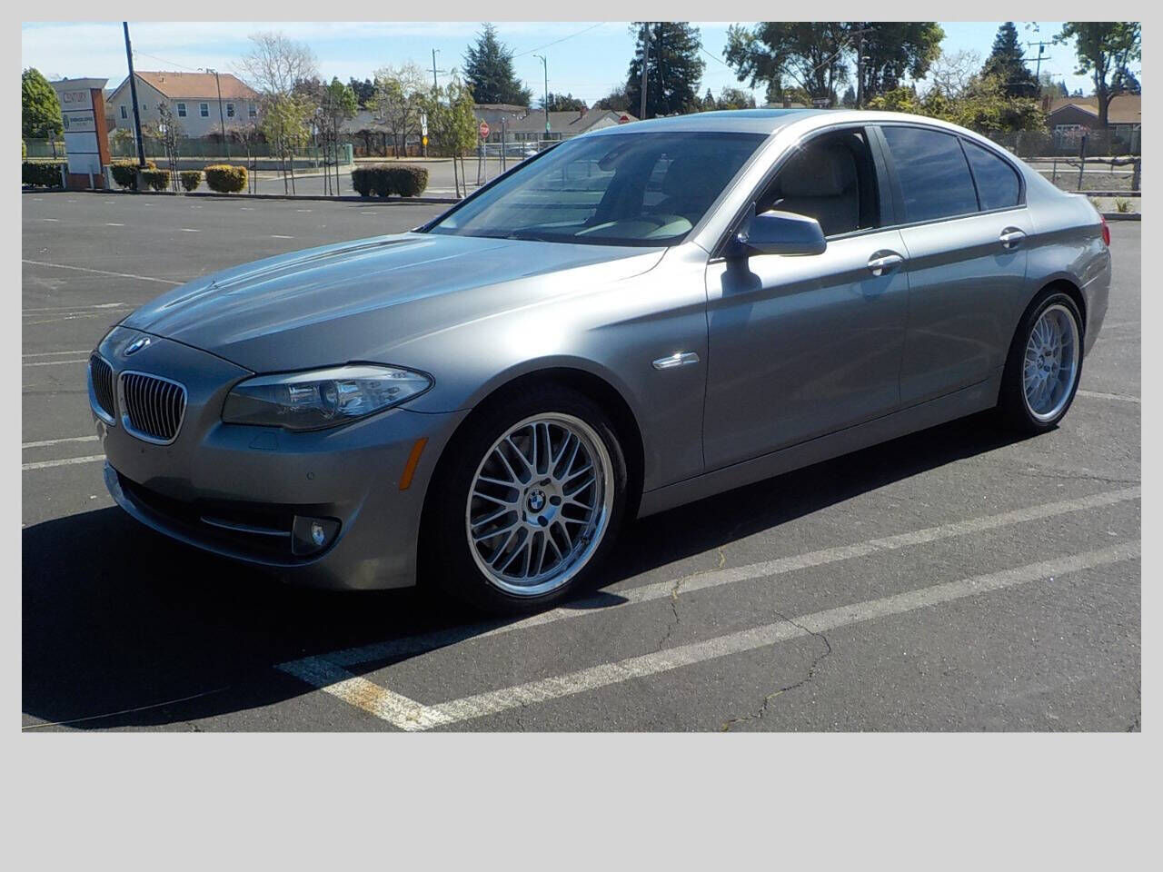 2011 BMW 5 Series