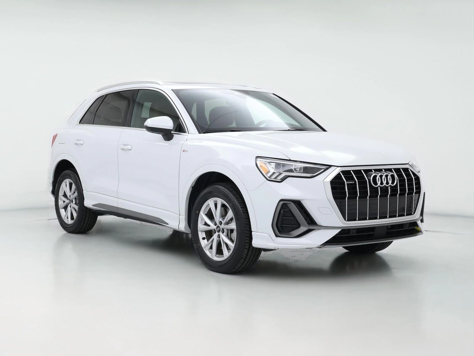 2022 AUDI Q3