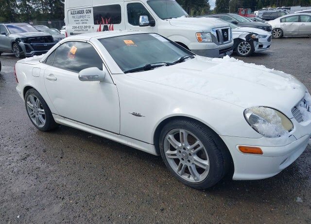 2004 MERCEDES-BENZ SLK-Class