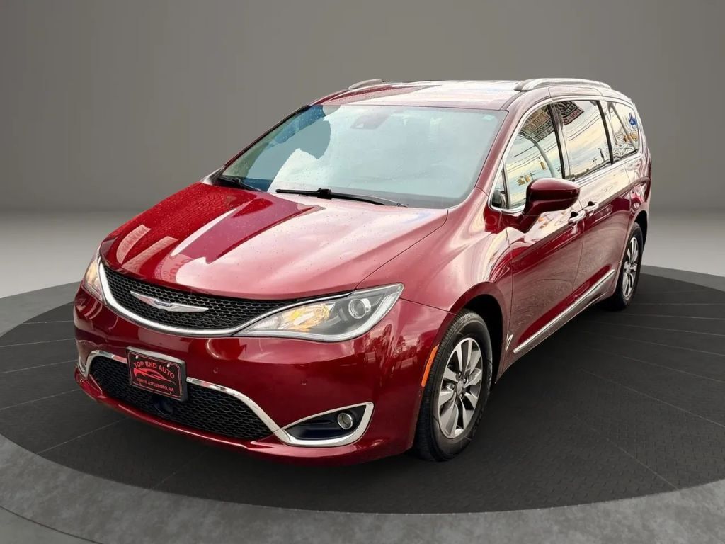 2020 CHRYSLER Pacifica