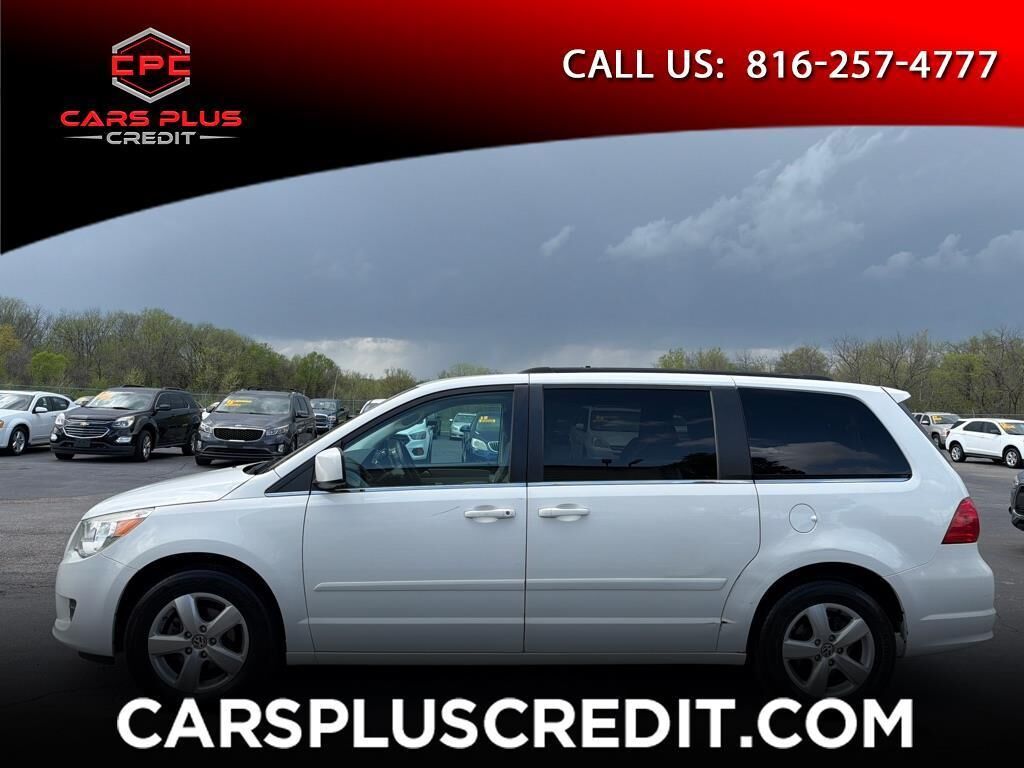2011 VOLKSWAGEN Routan