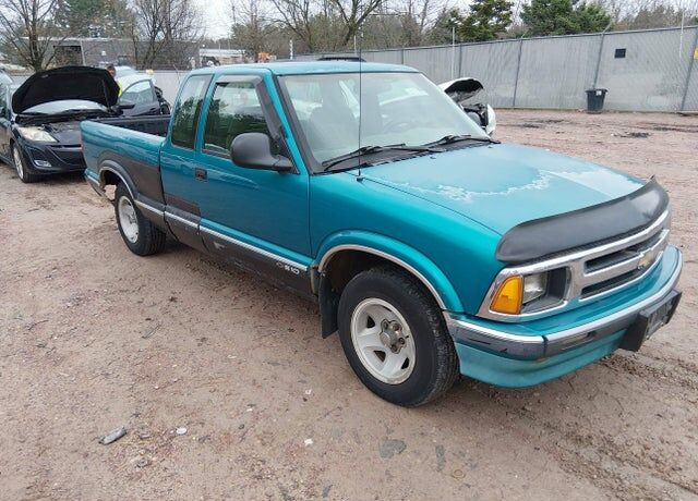 1995 CHEVROLET S-10 Pickup
