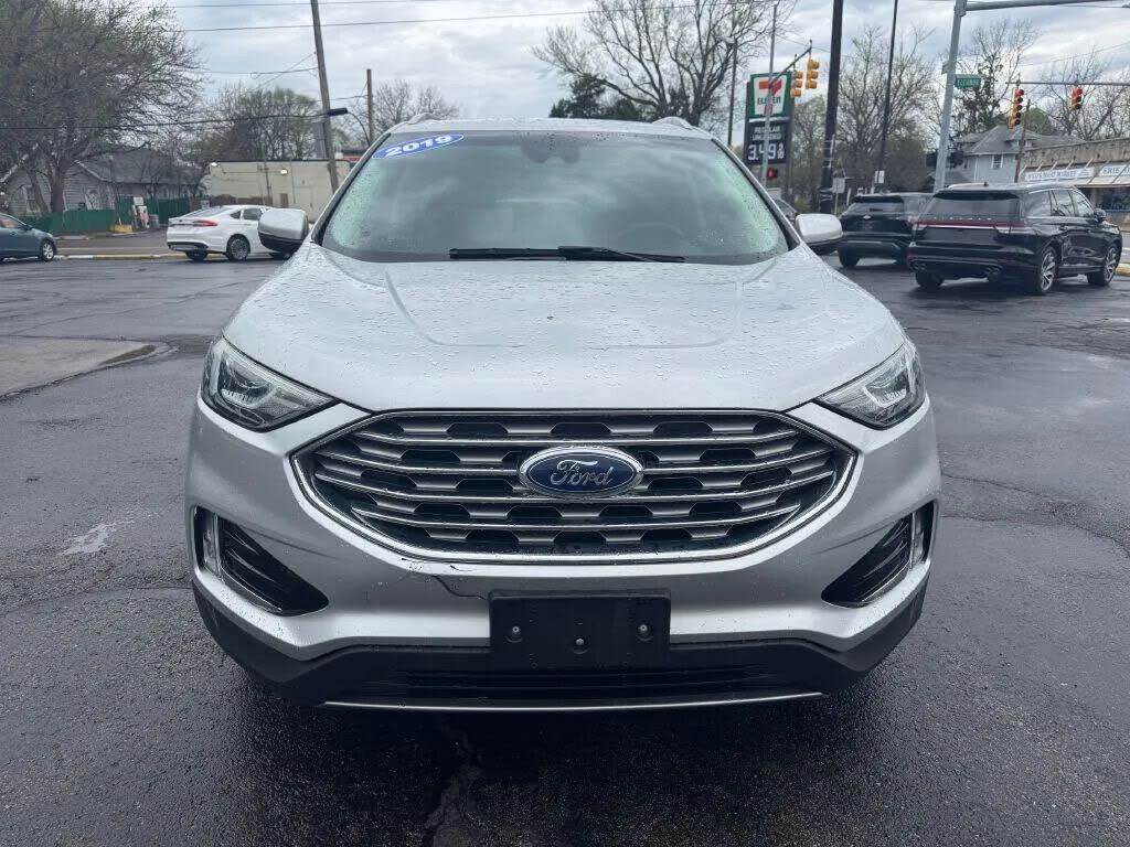 2019 FORD Edge